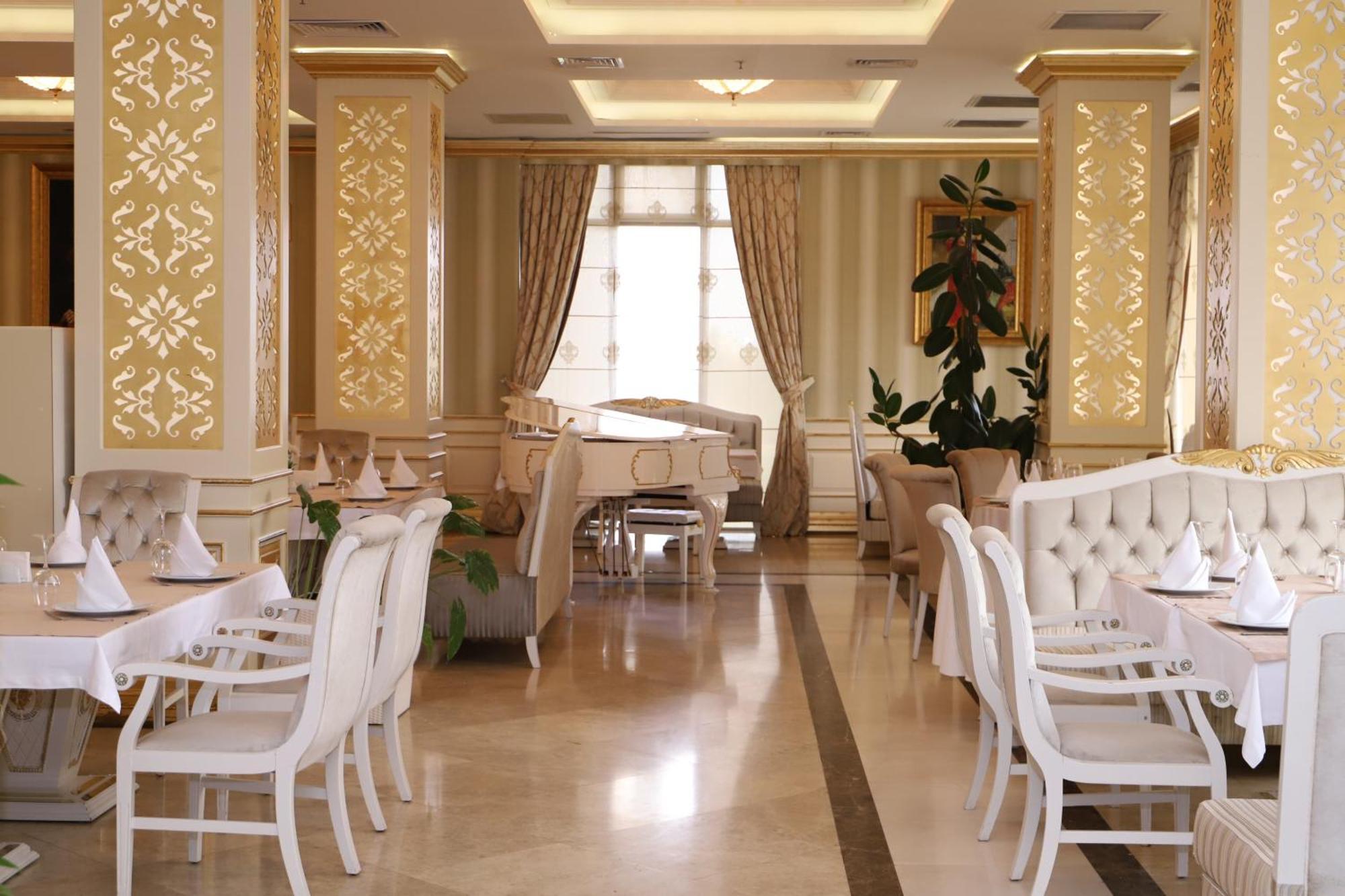 Ayan Palace Hotel Tovuz Eksteriør bilde