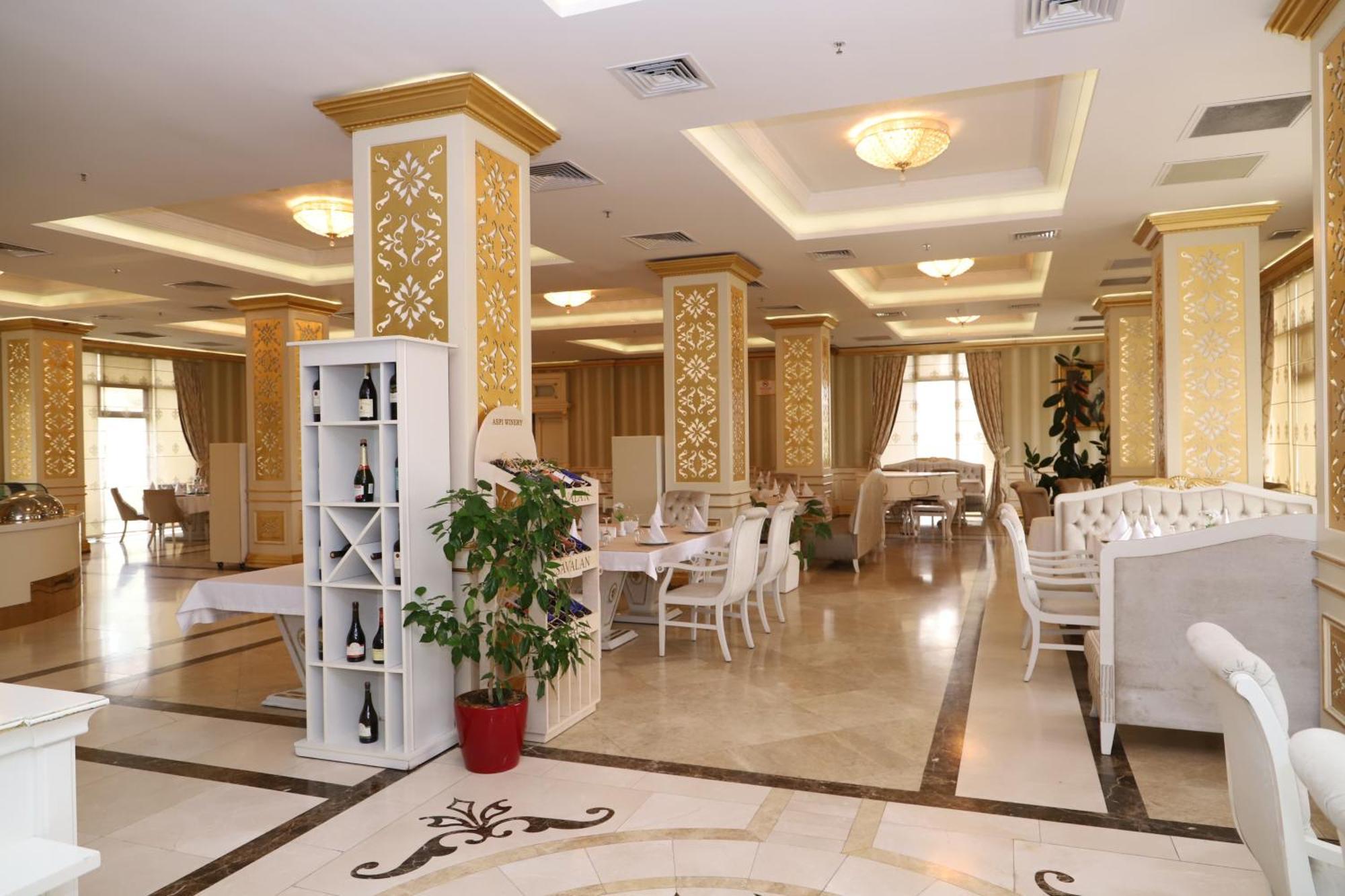 Ayan Palace Hotel Tovuz Eksteriør bilde