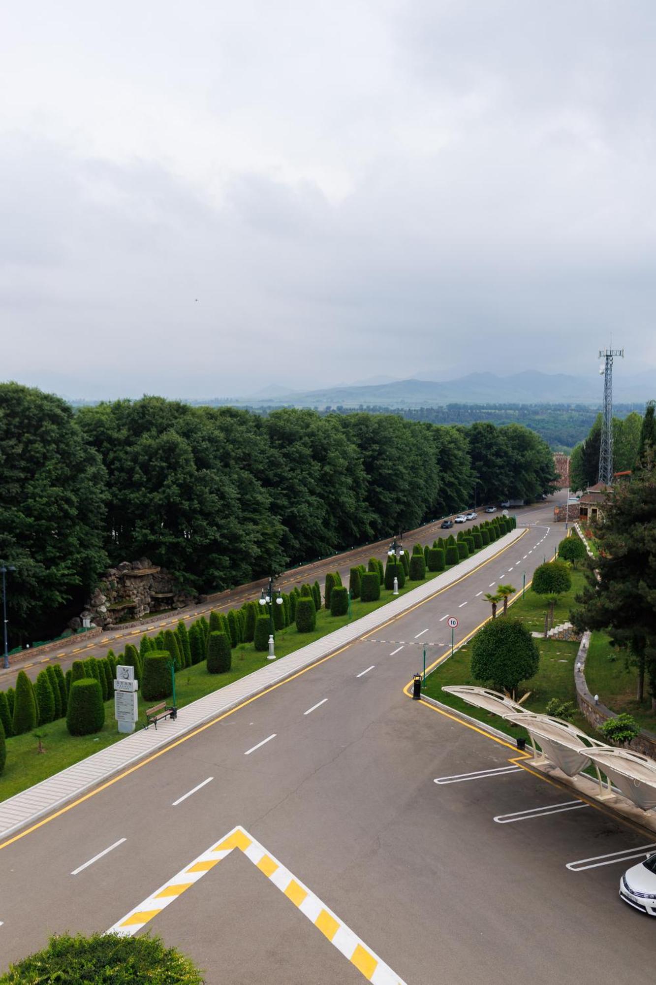 Ayan Palace Hotel Tovuz Eksteriør bilde